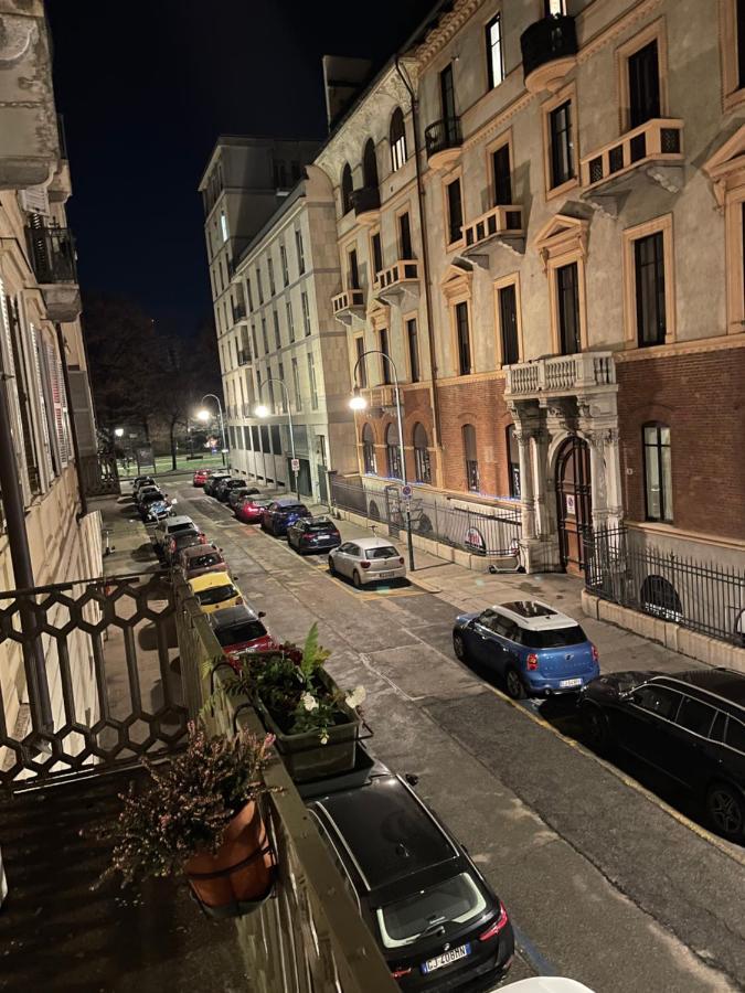 Emozione Torino - Affascinante, Silenzioso, In Palazzo D'Epoca Pressi Piazza Solferino Lägenhet Exteriör bild
